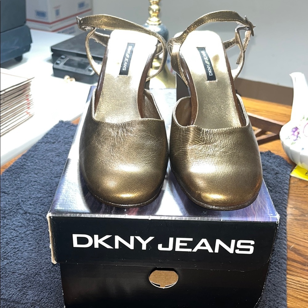 DKNY Gold Slingback Heels with Rounded Toe - Picture 13 of 14